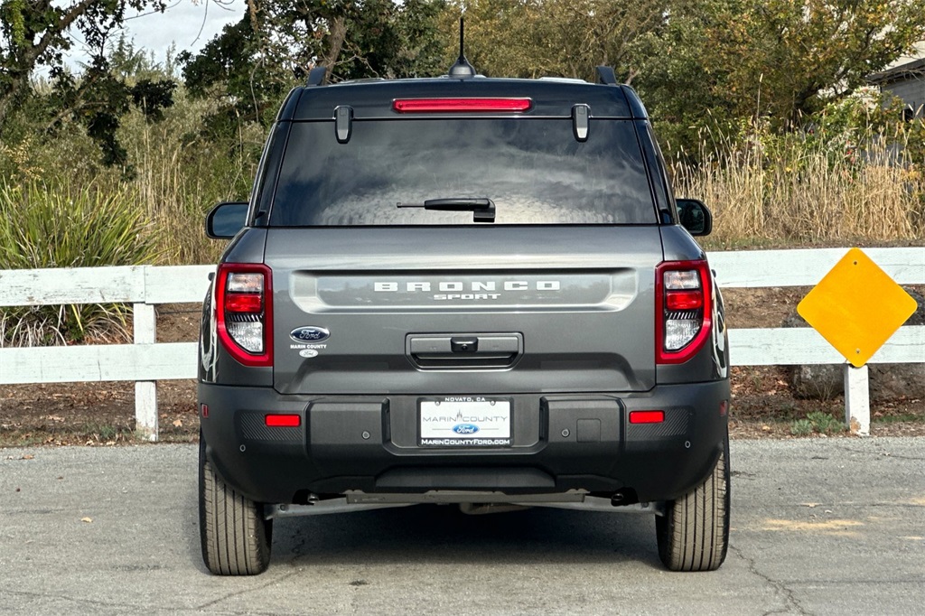 2025 Ford Bronco Sport Outer Banks photo 2