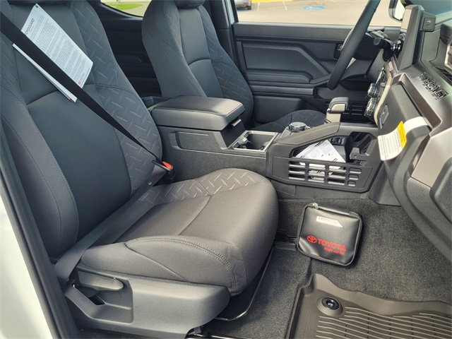 2025 Toyota Tacoma SR5 4x4 Double Cab photo 15