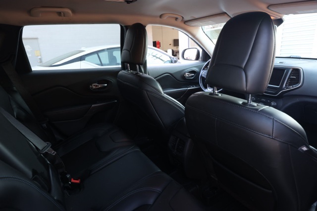 2020 Jeep Cherokee Latitude photo 16
