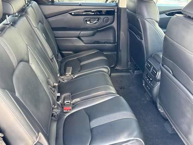 2025 Honda Pilot EX-L photo 3