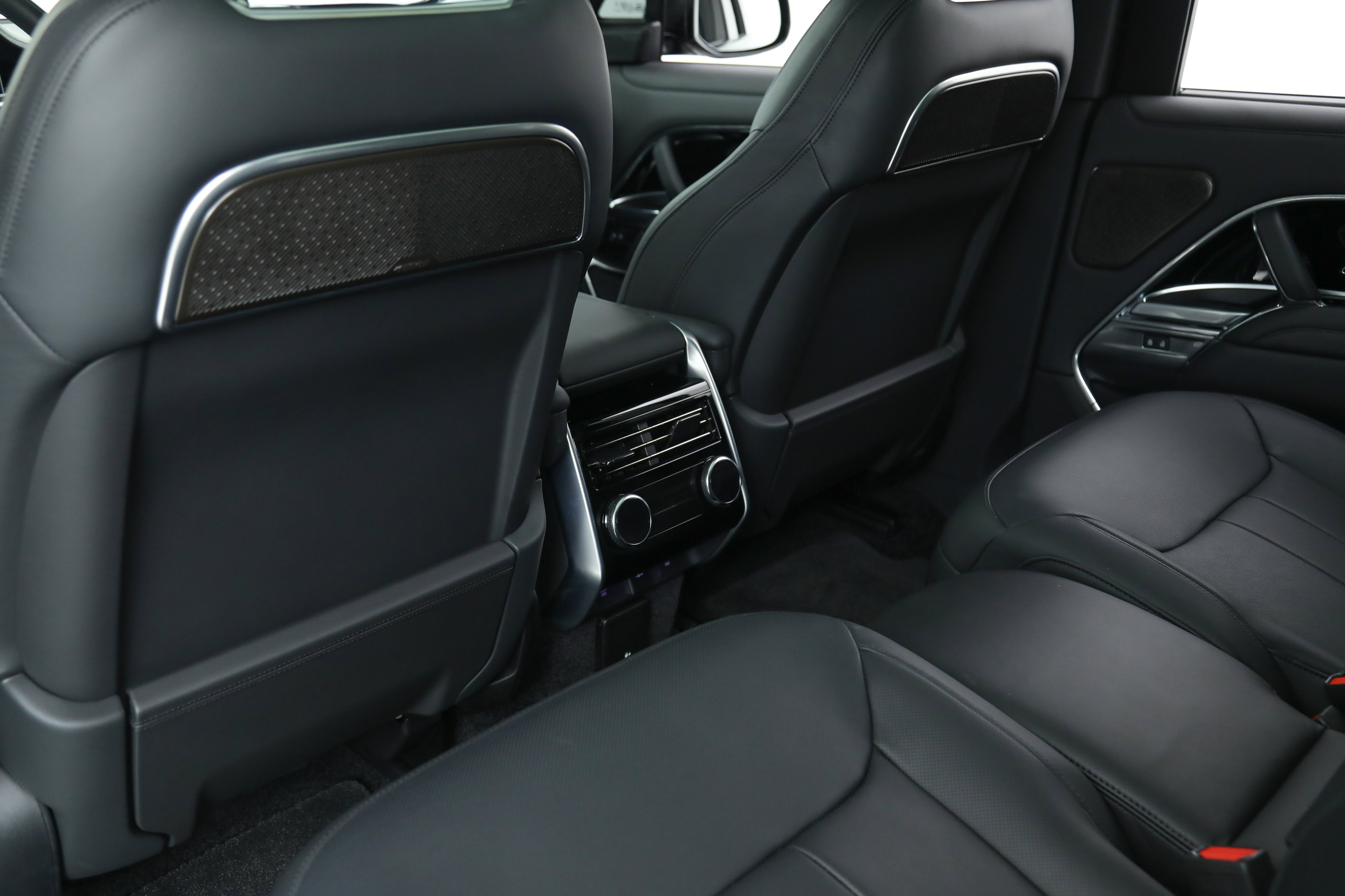 2025 Land Rover Range Rover Autobiography photo 30