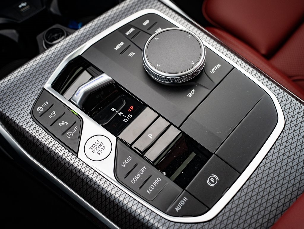 2025 Bmw 330i photo 33