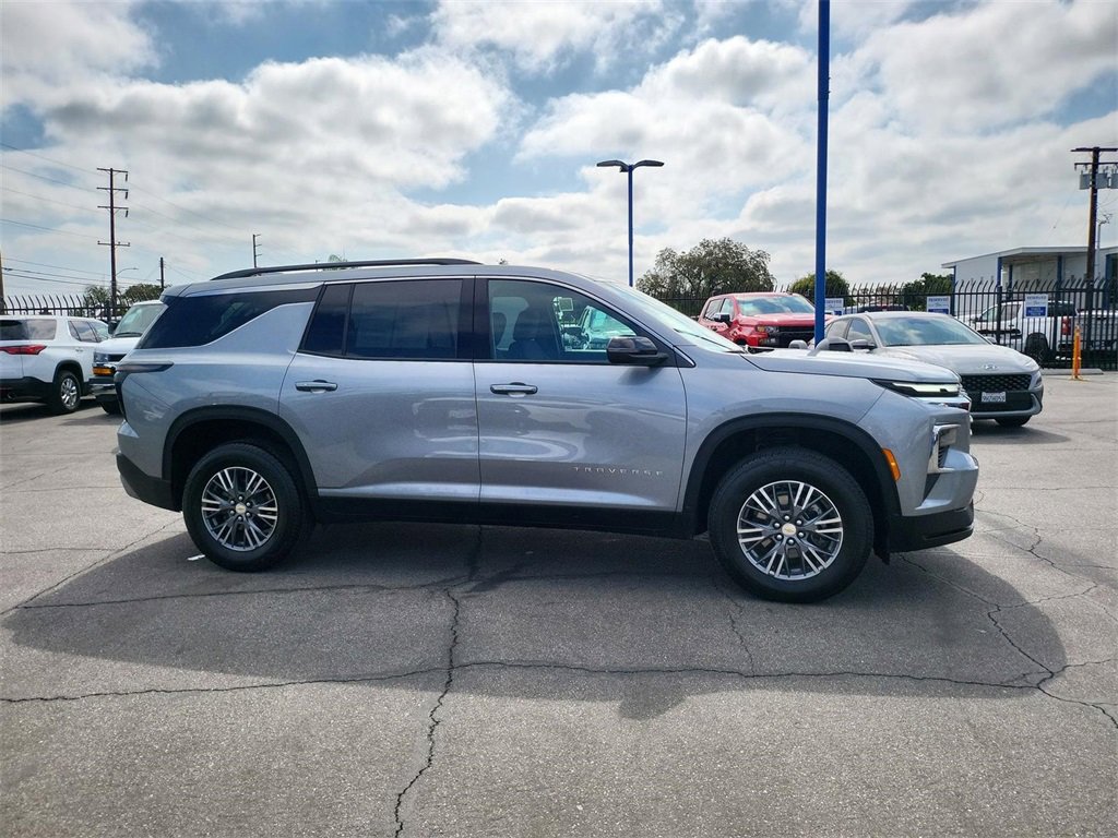 2025 Chevrolet Traverse photo 26