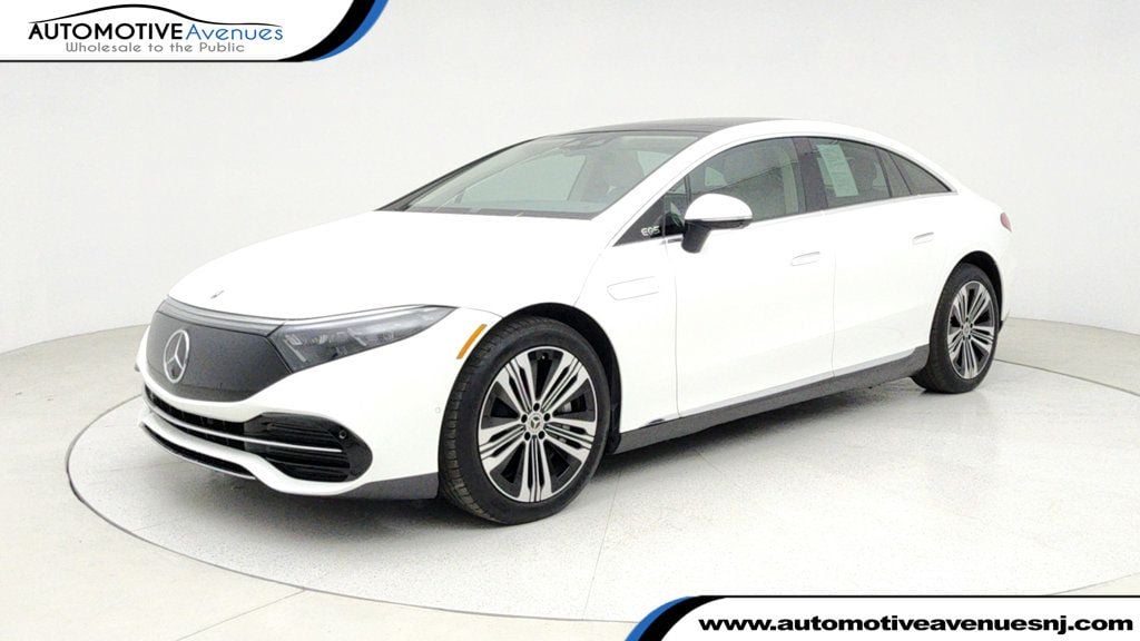 2023 Mercedes-Benz EQS Base's photo