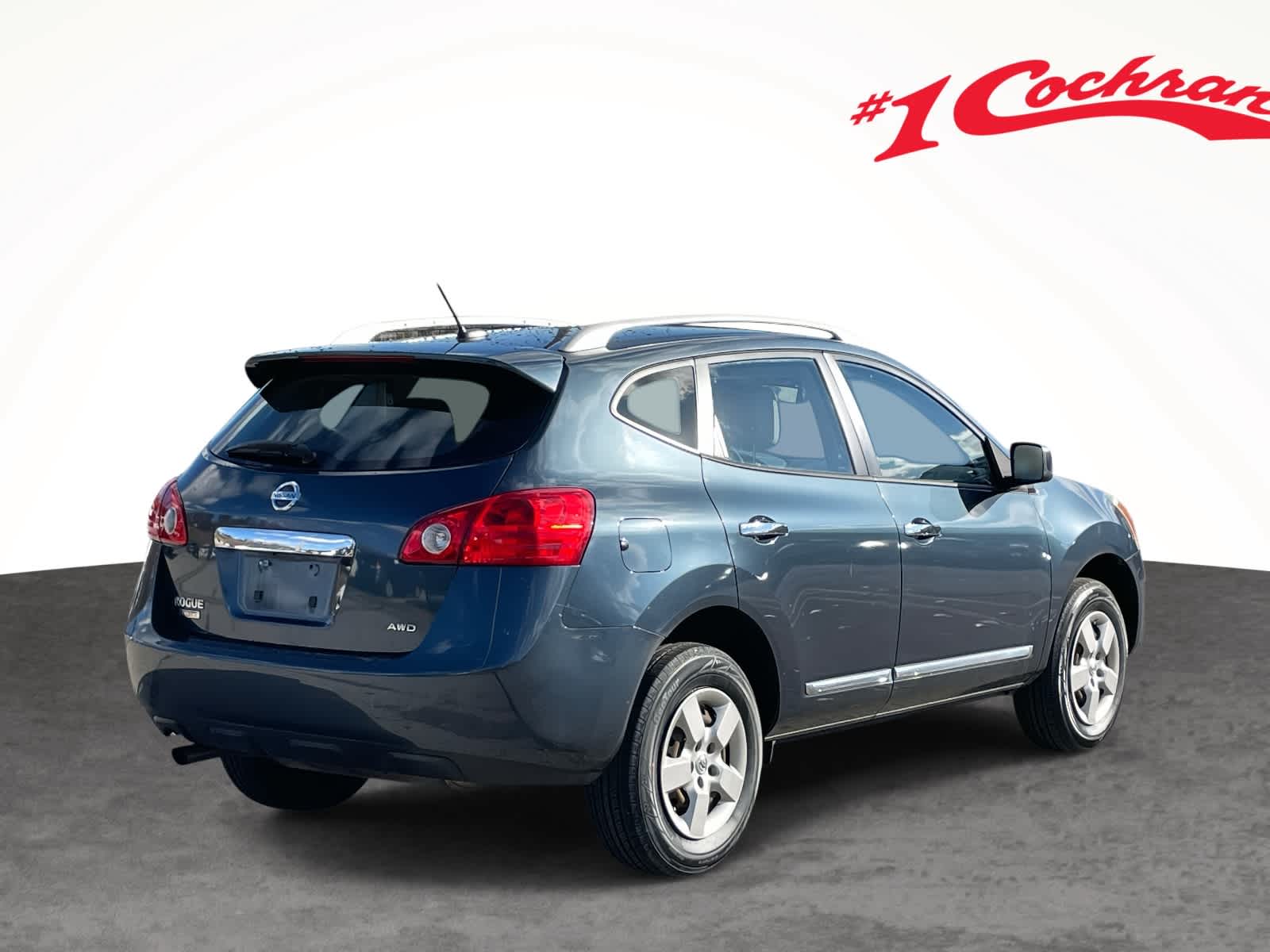 2014 Nissan Rogue Select S photo 3