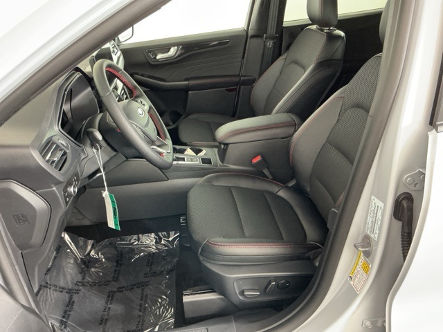 2025 Ford Escape Hybrid ST-Line Select photo 14