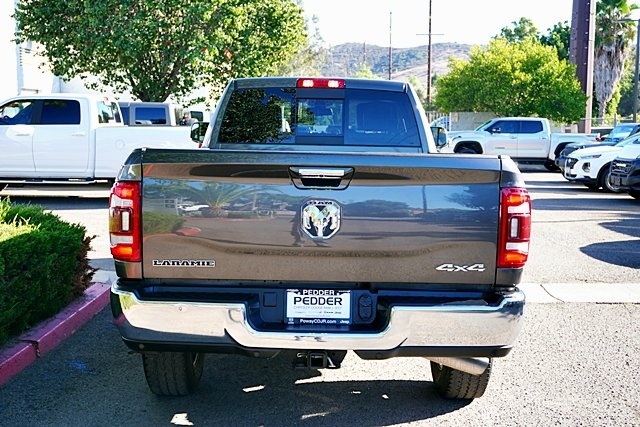 2022 Ram 3500 Laramie photo 9
