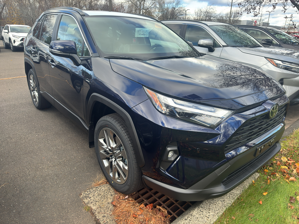2025 Toyota RAV4 XLE Premium's photo