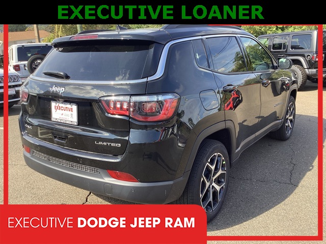 2025 Jeep Compass Limited photo 3