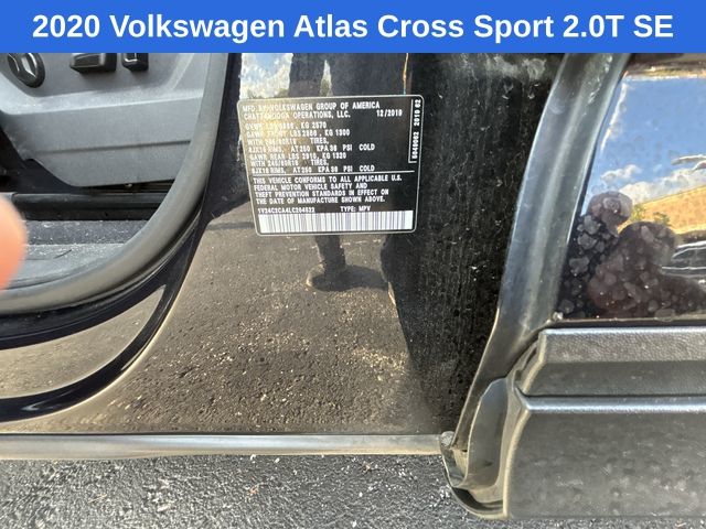 2020 Volkswagen Atlas Cross Sport SE photo 15