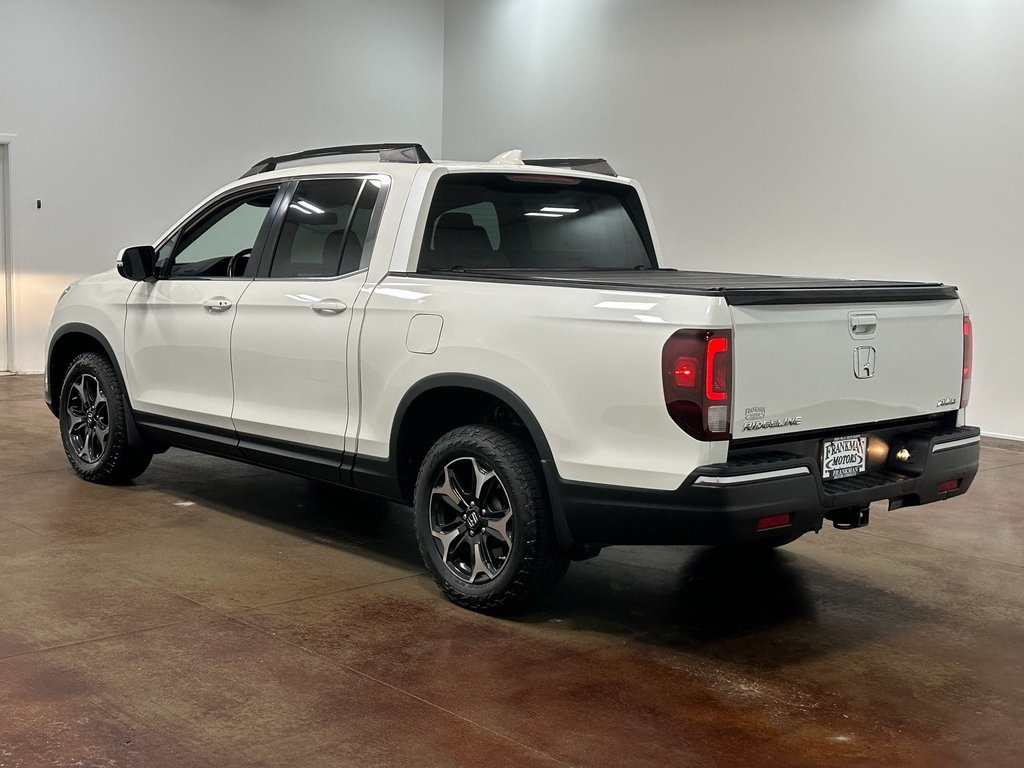 2018 Honda Ridgeline RTL-T photo 4