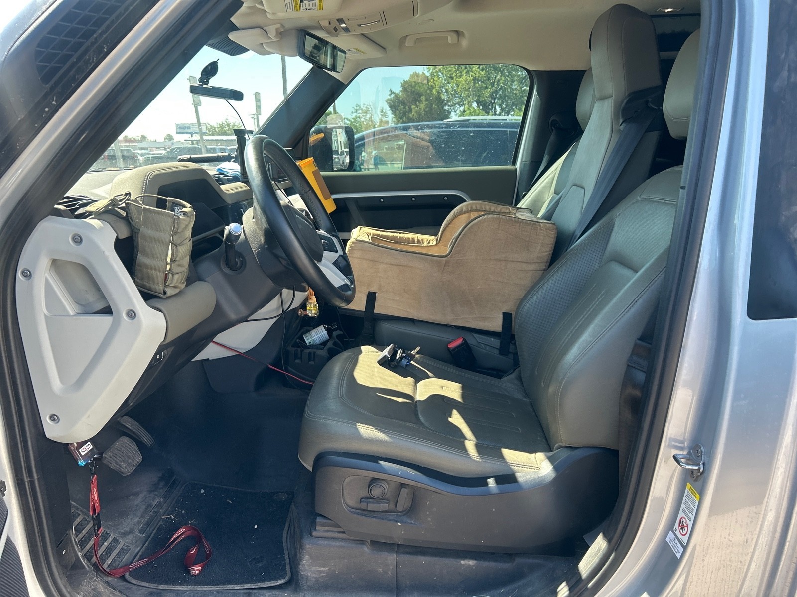 Used 2021 SILVER Land Rover First Edition image 16