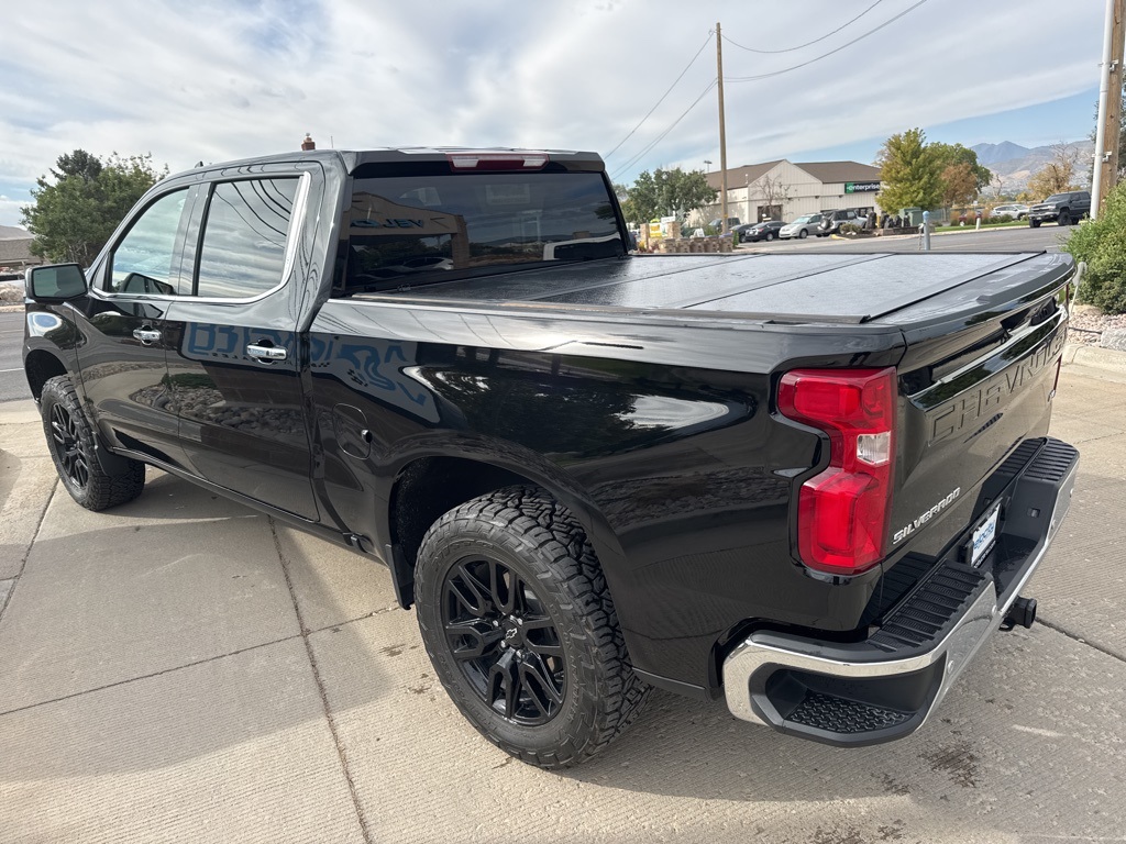 2023 Chevrolet Silverado 1500 LTZ photo 4