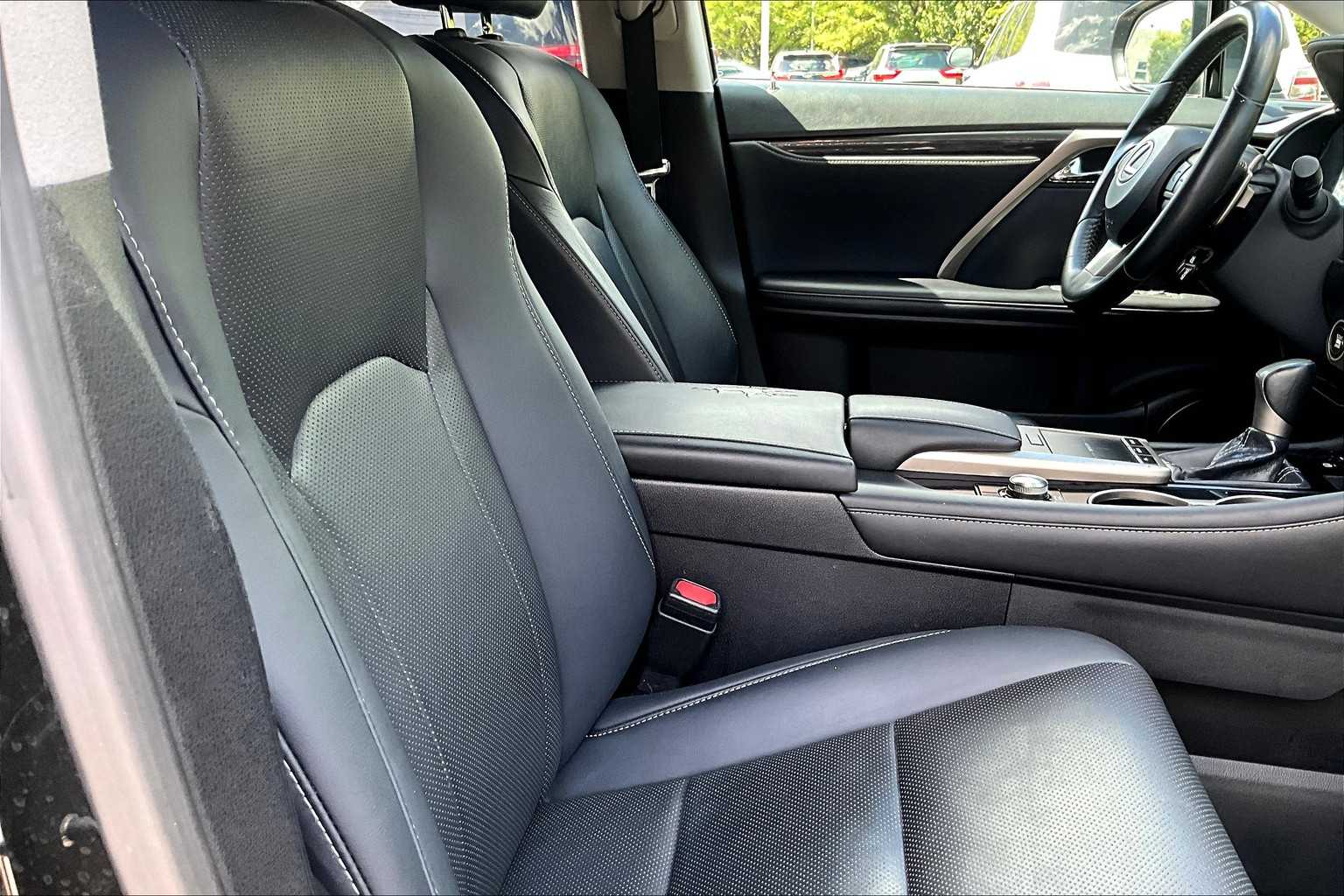 2021 Lexus RX 350 photo 6