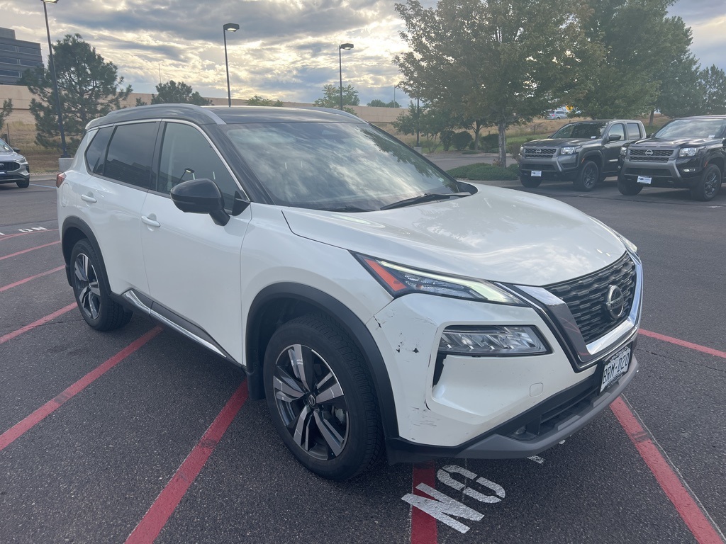 2021 Nissan Rogue SL photo 2