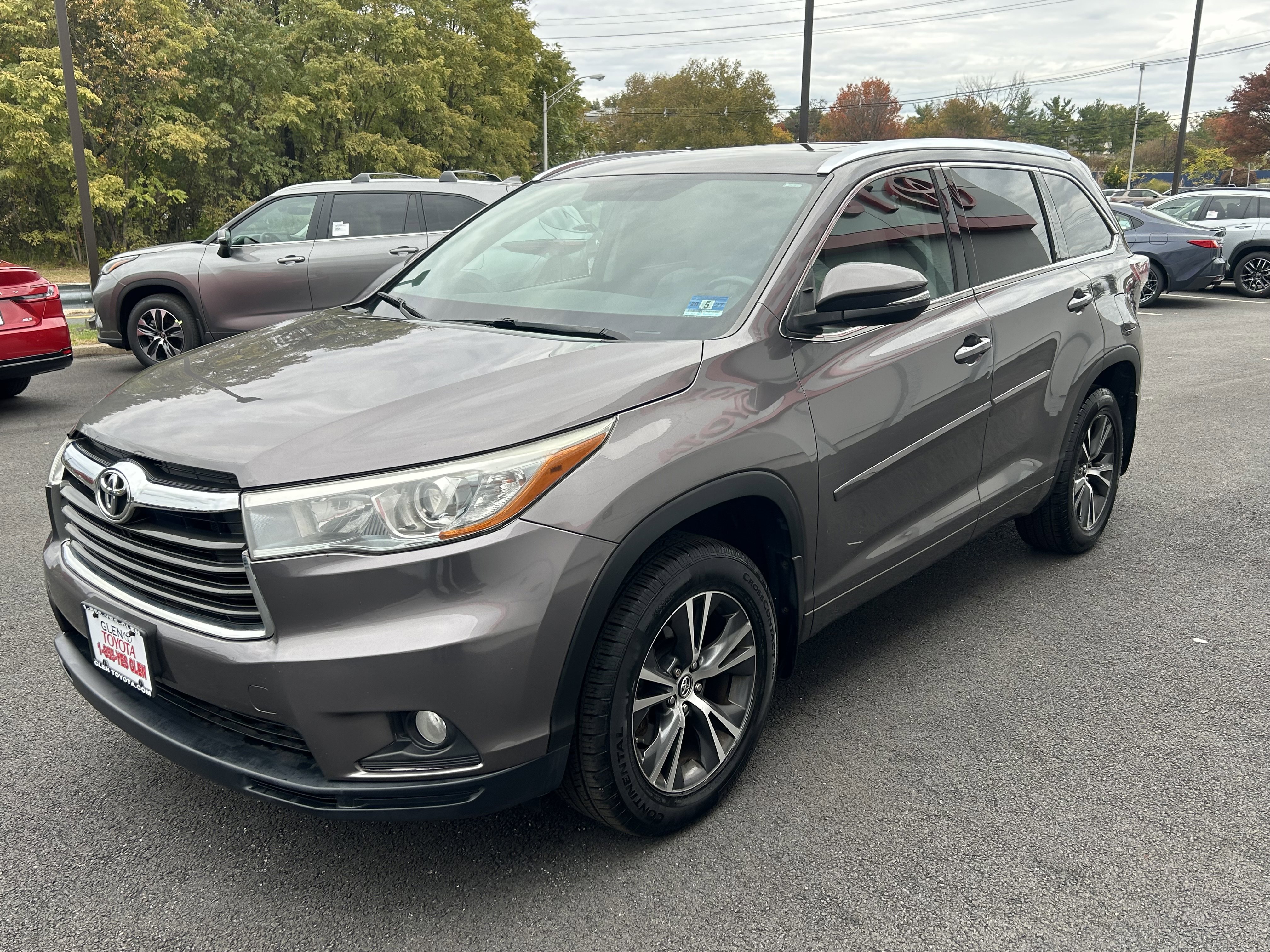 Used 2016 Toyota Highlander XLE with VIN 5TDJKRFH5GS501005 for sale in Fair Lawn, NJ