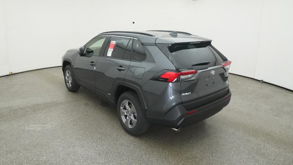 2025 Toyota RAV4 Hybrid LE photo 13