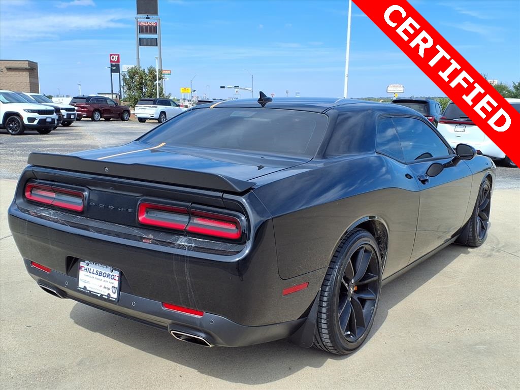 2023 Dodge Challenger GT photo 7