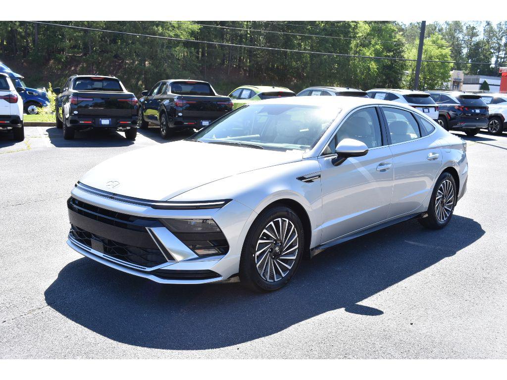 2025 Hyundai Sonata Hybrid SEL's photo