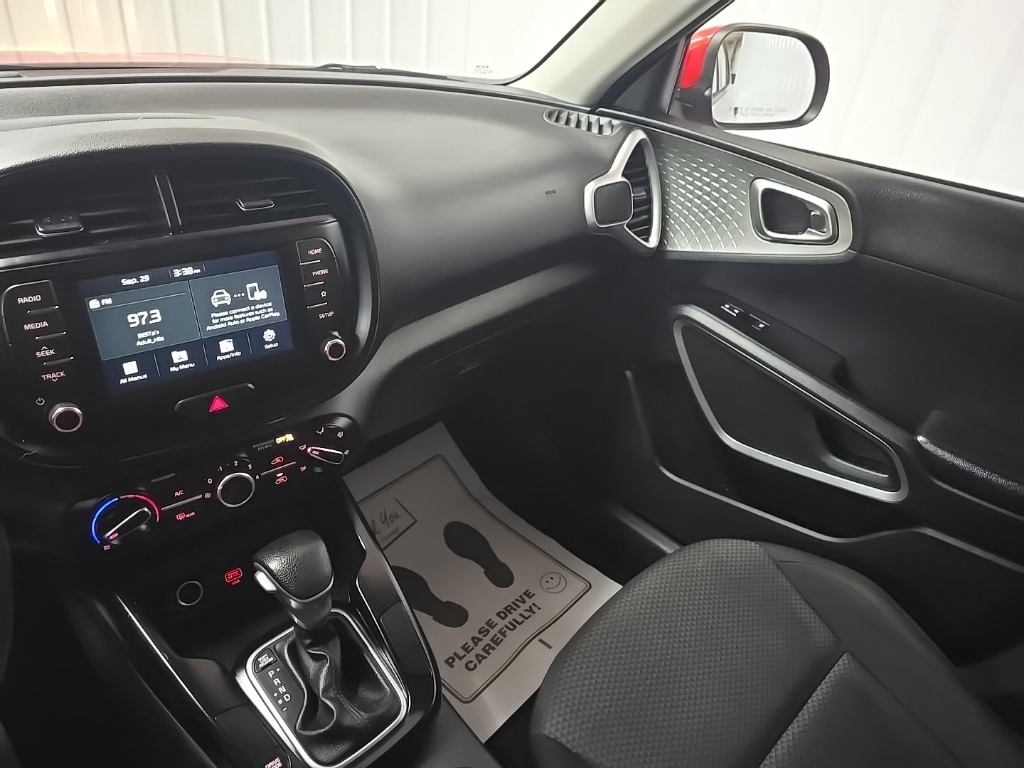 2021 Kia Soul LX photo 25