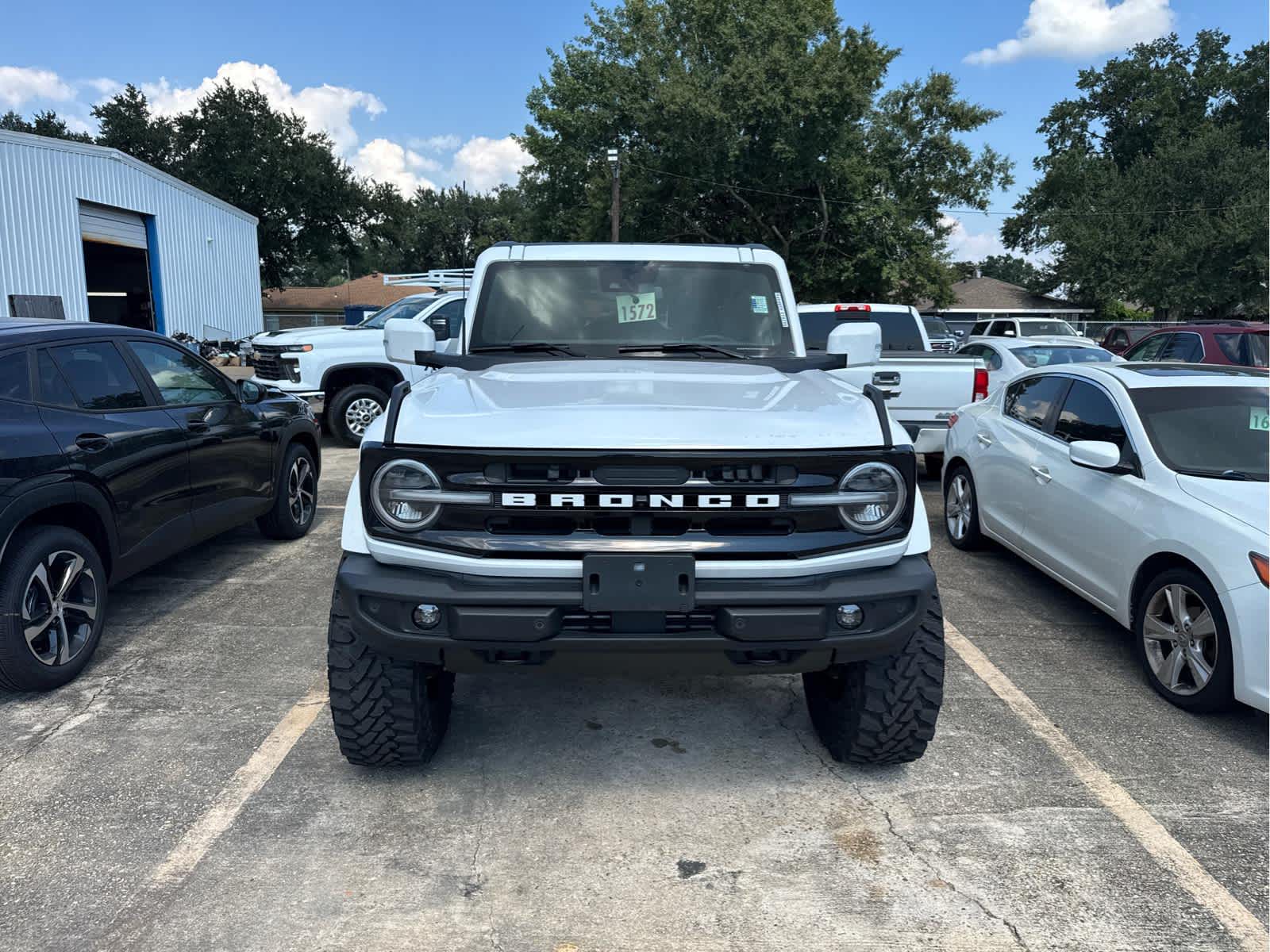 2023 Ford Bronco Outer Banks photo 9
