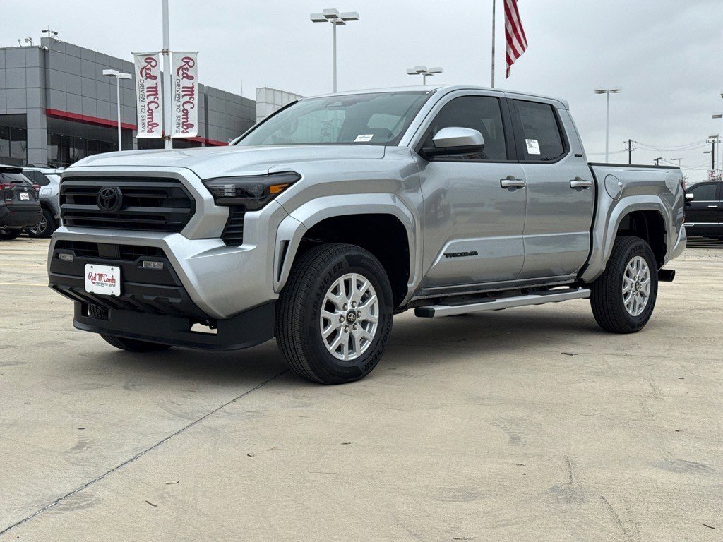 2025 Toyota Tacoma SR5's photo