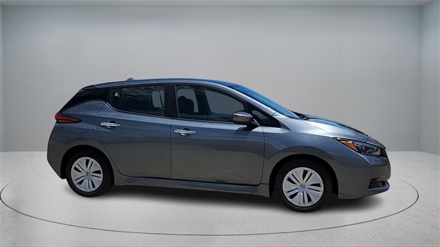 Used 2023 Nissan Leaf S with VIN 1N4AZ1BV5PC561771 for sale in Arlington, TX