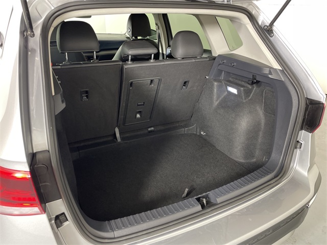 2024 Volkswagen Taos SE photo 37