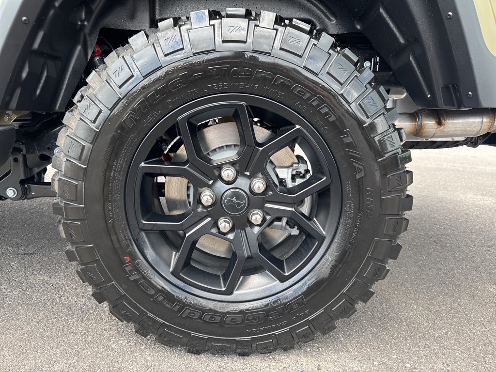 2025 Jeep Gladiator Sport photo 14