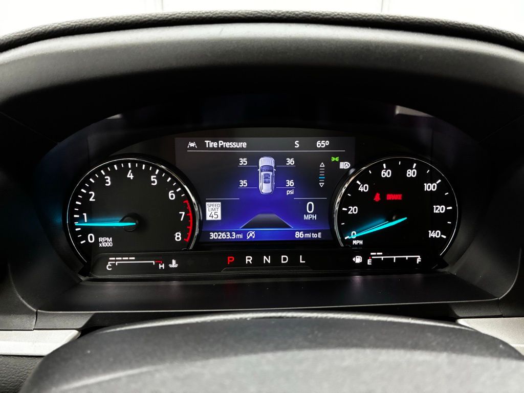 2023 Ford Explorer XLT photo 20