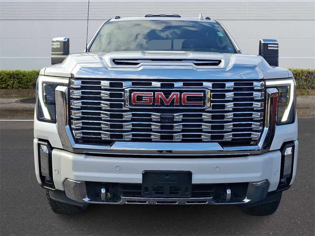 2024 Gmc Sierra 2500 HD Denali photo 2