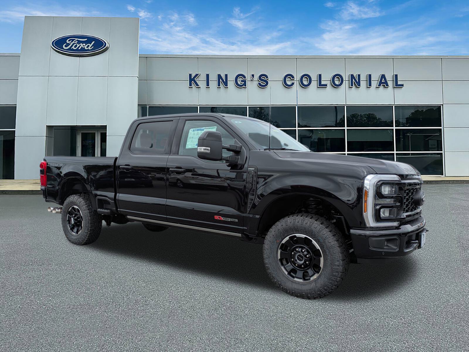 2025 Ford F-250 Super Duty Lariat's photo