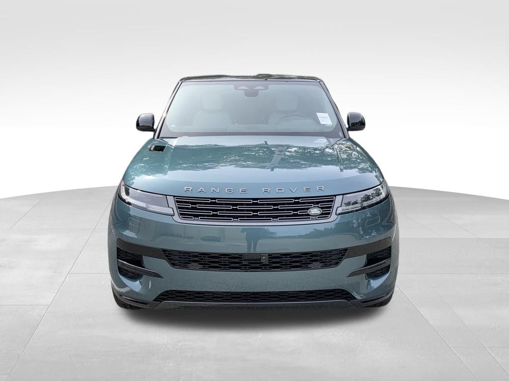 2025 Land Rover Range Rover Sport SE photo 2