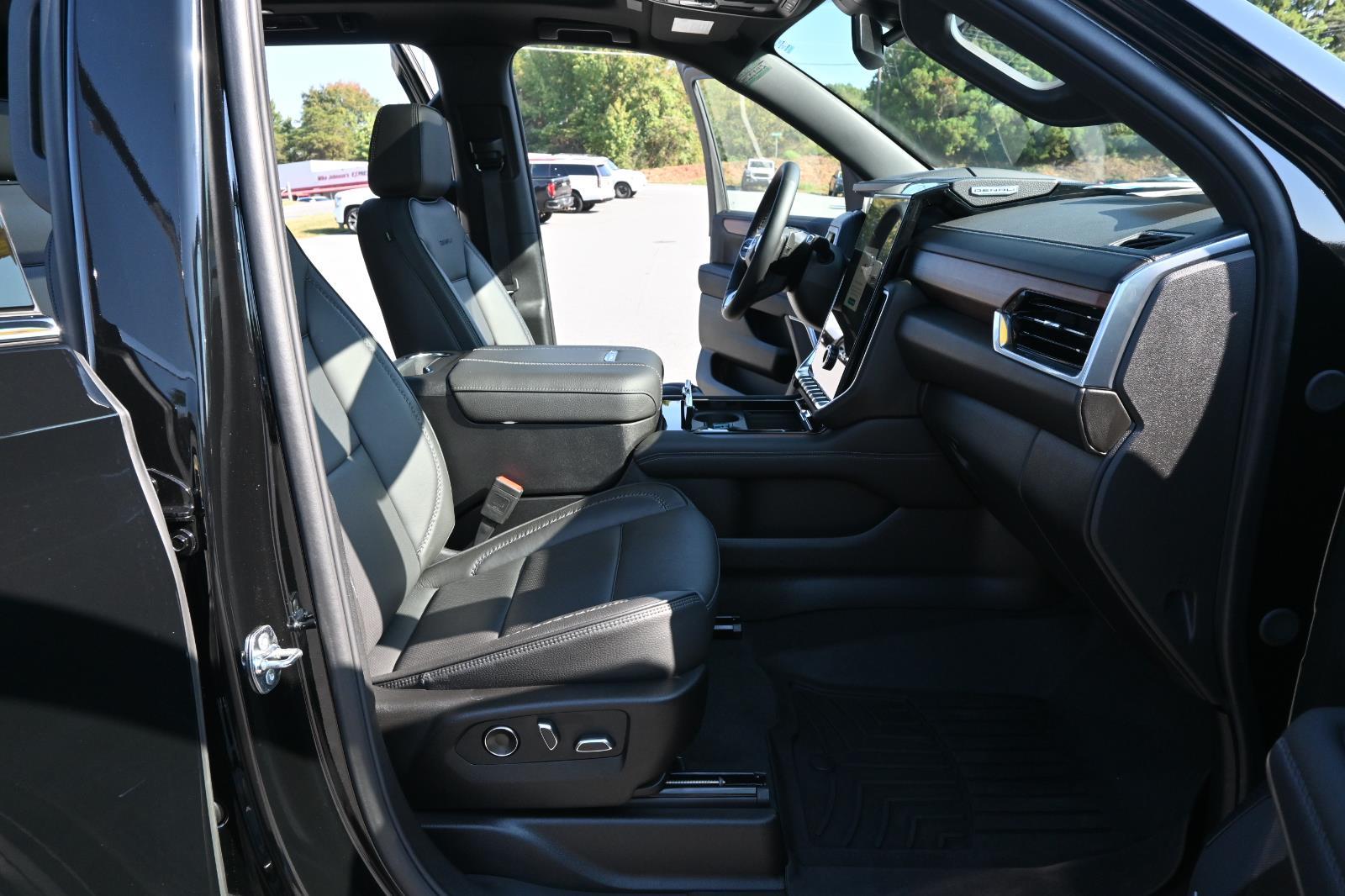 2025 Gmc Yukon XL Denali photo 30