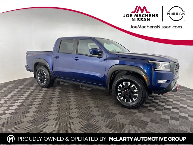 2022 Nissan Frontier PRO-4X's photo