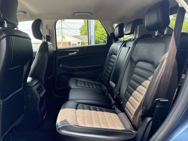 2018 Ford Edge SEL photo 7