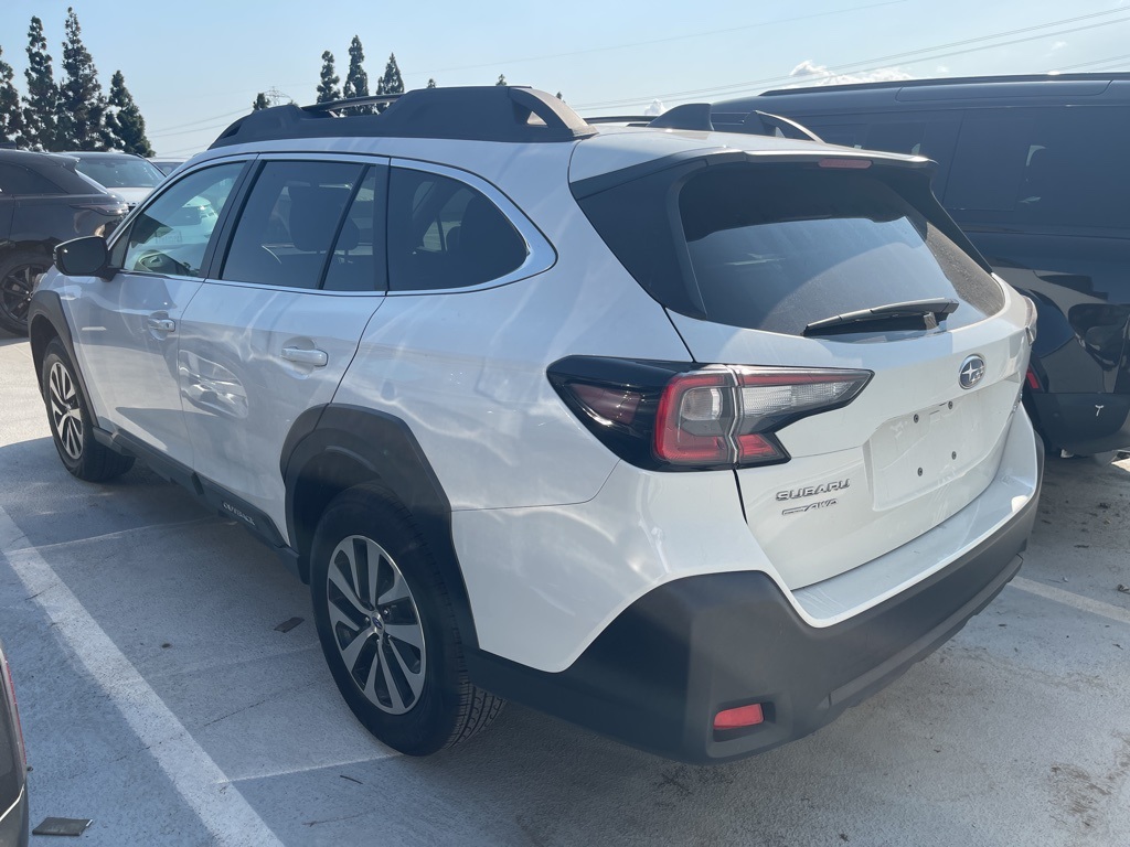 2025 Subaru Outback Premium photo 4