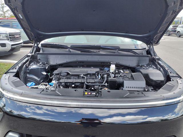 2026 Hyundai Kona SEL photo 14