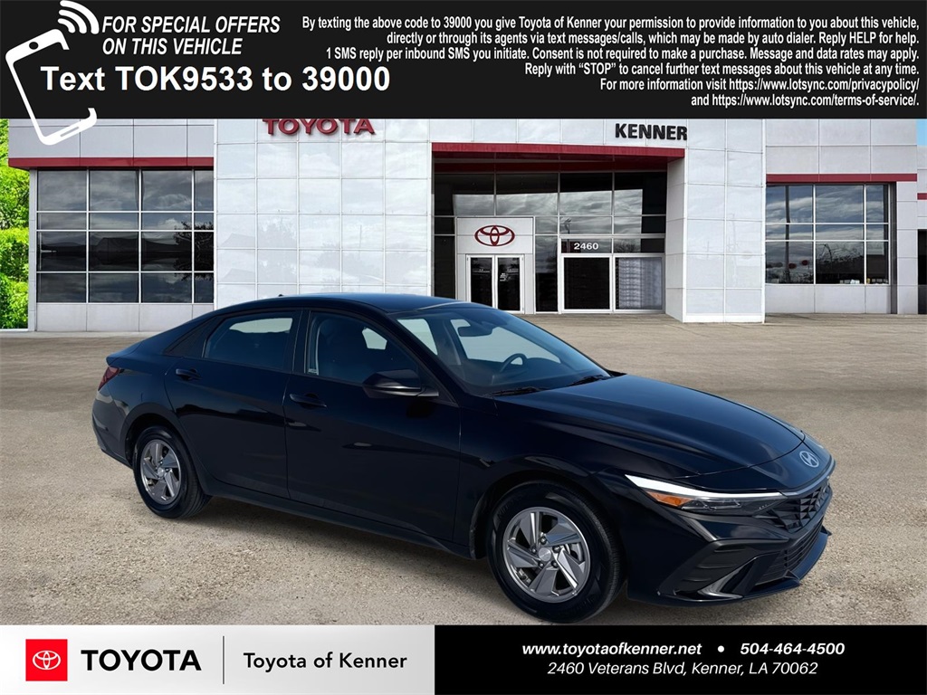 2025 Hyundai Elantra SE