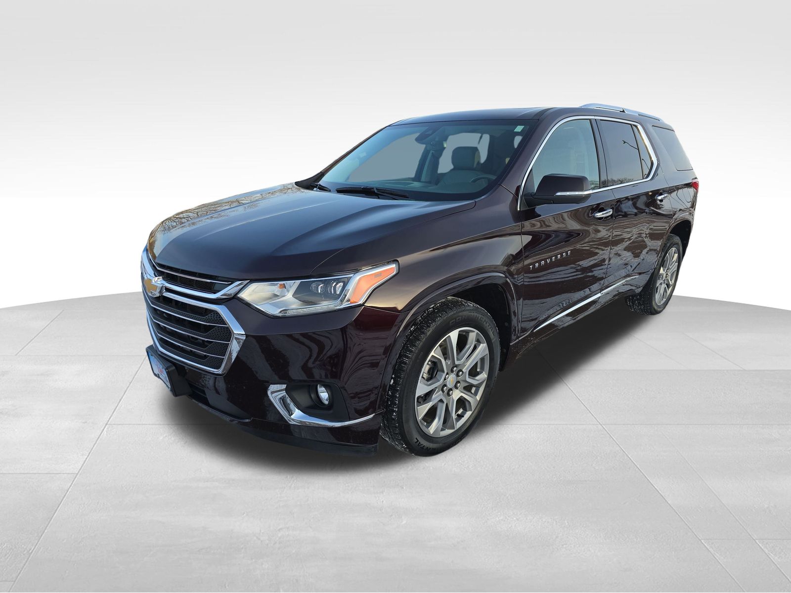 Used 2021 Chevrolet Traverse Premier with VIN 1GNEVKKW7MJ136721 for sale in Luverne, Minnesota