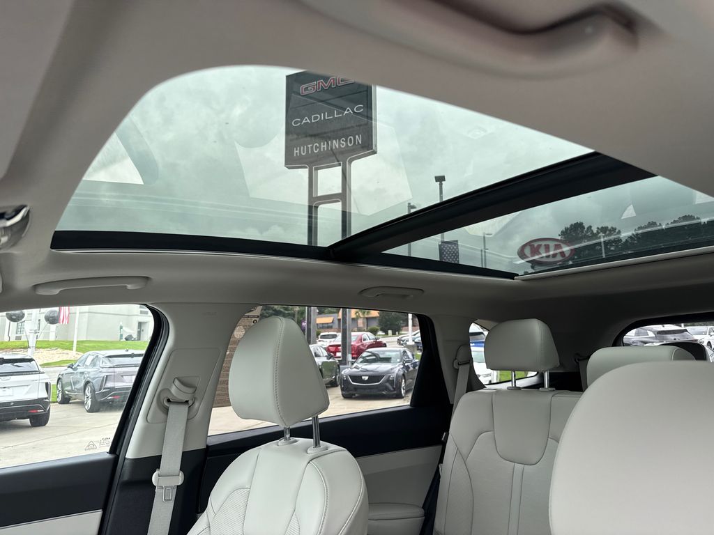 2025 Kia Sorento S photo 31