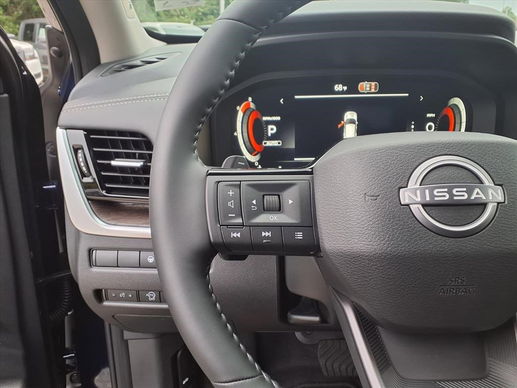 2026 Nissan Rogue Platinum photo 14