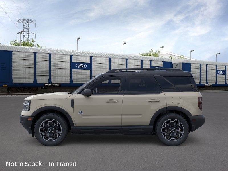 2025 Ford Bronco Sport Outer Banks photo 3