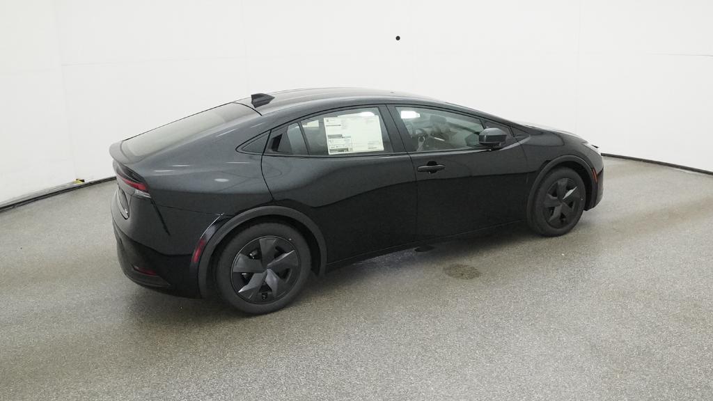 2026 Toyota Prius LE photo 24