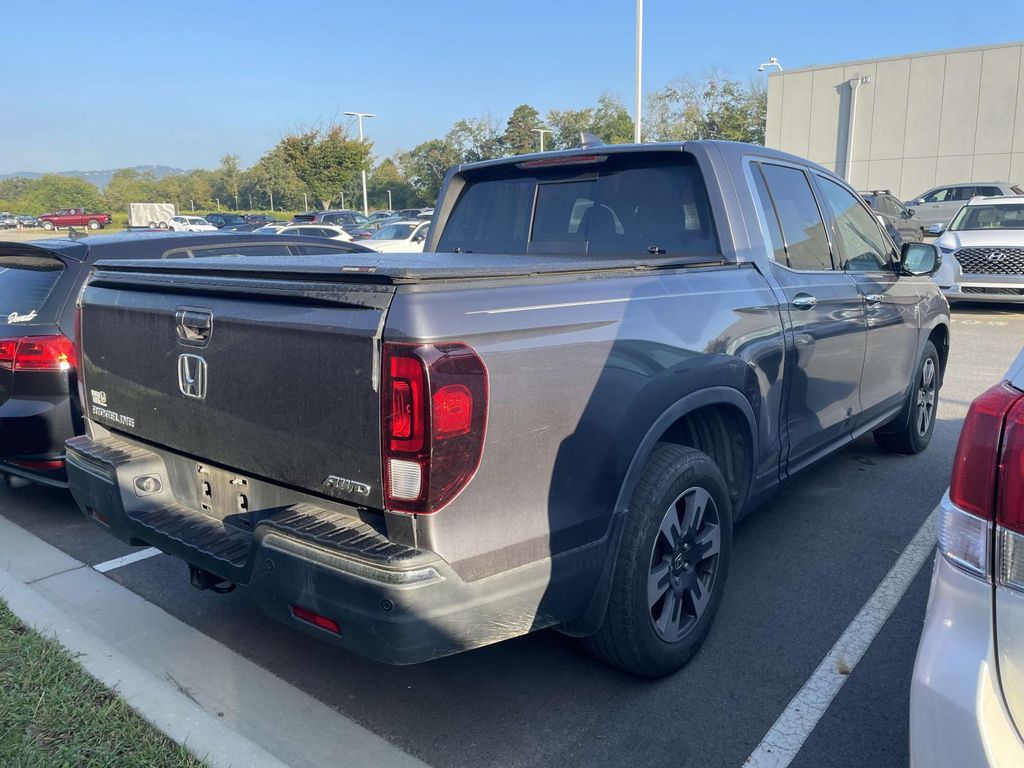 2019 Honda Ridgeline RTL-E photo 4