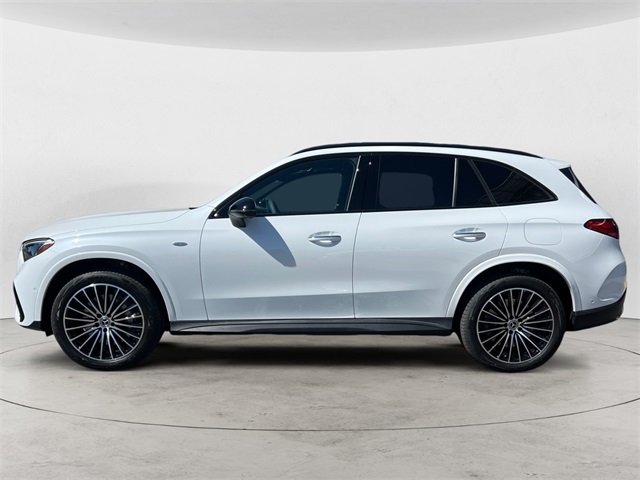 2025 Mercedes Benz GLC 350e 4MATIC photo 2