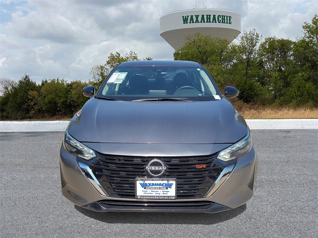 2025 Nissan Sentra SR photo 2