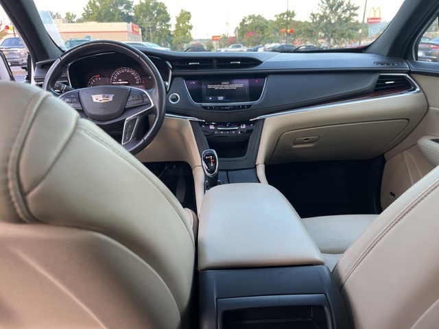 2017 Cadillac XT5 Luxury photo 17