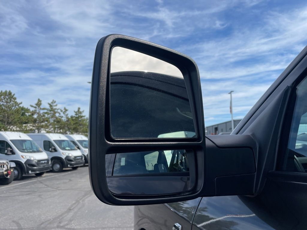 2026 Ram 2500 Tradesman photo 8