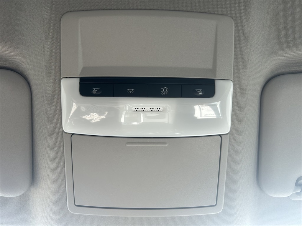 2025 Nissan Sentra SR photo 19